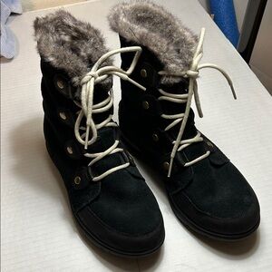 SOREL WOMENS BLACK SUEDE EXPLORER JOAN COZY SNOW BOOT SIZE 9.5